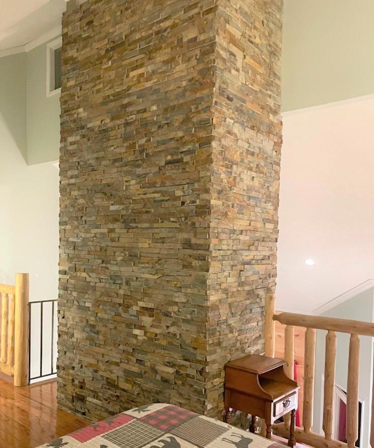 Spacious Downtown Condo Walking Distance To Downtown Gatlinburg Sleeps 6 Guests エクステリア 写真
